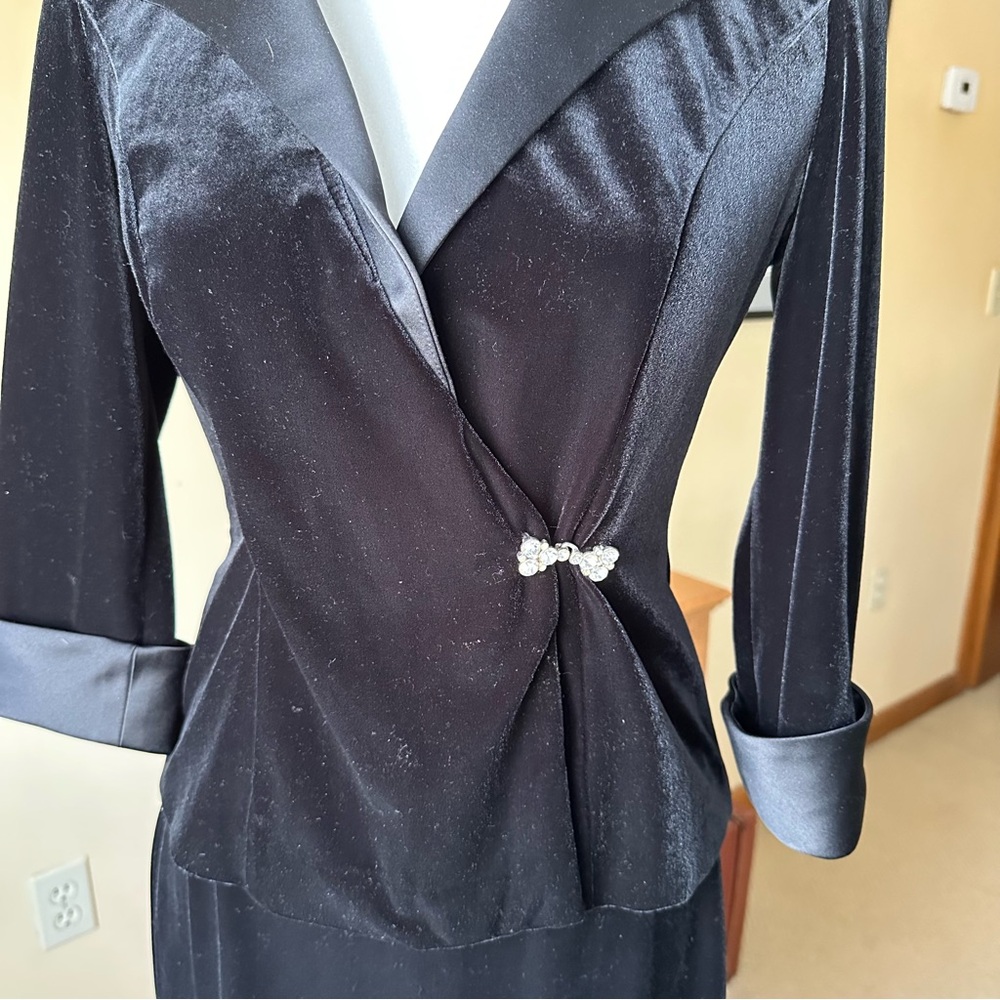 Alex Evenings Black Velvet Jacket/Skirt Glam Formal Petite - Picture 4 of 15